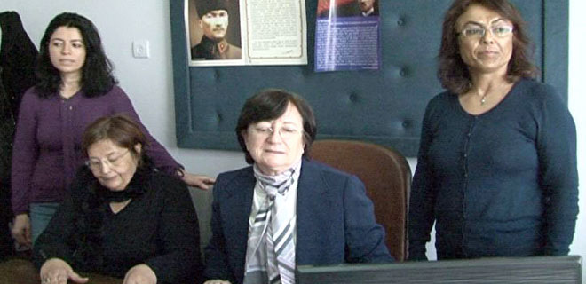 CUMHURİYET KADINLARI  UYARDI
