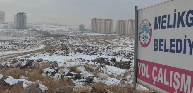 BAHÇELİEVLER İLE TOKİ ARASINDA YENİ YOL
