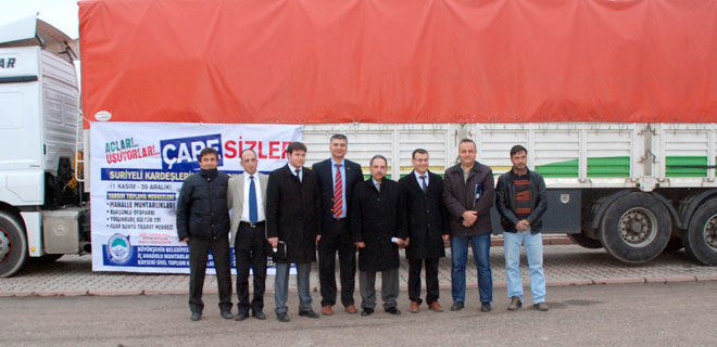 SURİYELİ DİNDAŞLARA 7 TIR YARDIM TOPLANDI