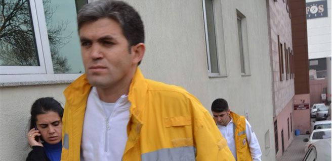 ACİL SERVİS GÖREVLİLERİNE `ÖĞRETMEN DAYAĞI` İDDİASI