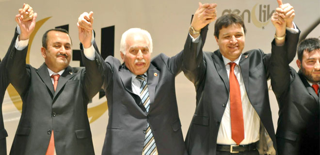 SAADET  PARTİSİ  ADAYLARINI  AÇIKLADI