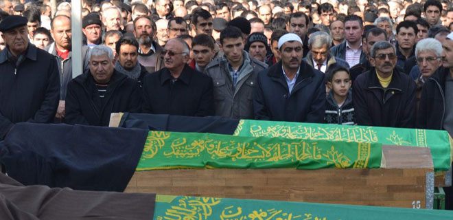 YANGINDA HAYATINI İŞÇİ SON YOLCULUĞUNA UĞURLANDI