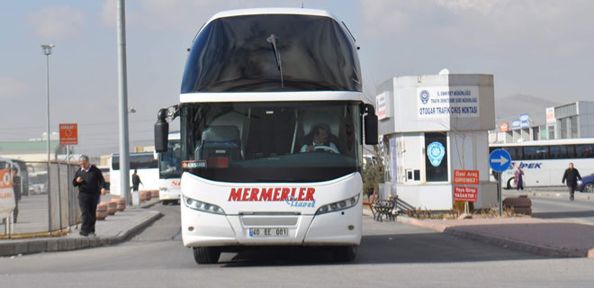 KAYSERİ OTOGARINDA OTOBÜSLERDE LASTİK DENETİMİ YOK