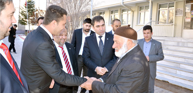 BÜYÜK BİRLİK PARTİSİ AKKIŞLA GEZİSİNE BAŞLADILAR