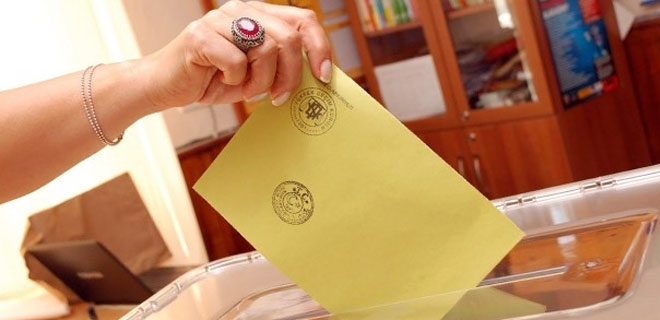 SEÇMEN KAĞITLARI DAĞITILMAYA BAŞLANDI