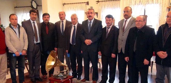 İNCESU BELEDİYESİNDE İŞÇİLERİ SEVİNDİREN SÖZLEŞME