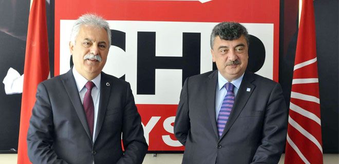 ÖZHASEKİ`NİN  BAŞARISINA DİKKAT  ÇEKEREK VEDA ETTİ.