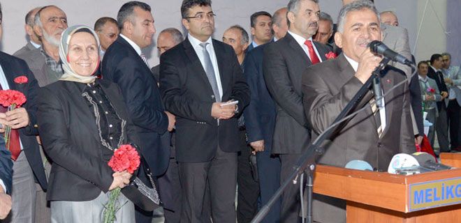 VATANDAŞLARLA BERABER OLMAYI ARZU ETTİK