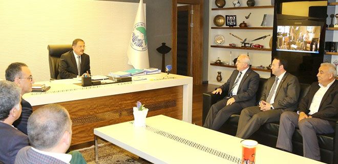 ZİYARETÇİ TARAFİĞİ  YOĞUNLAŞTI