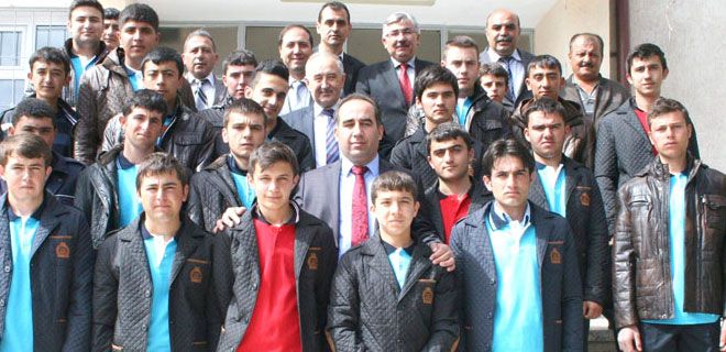 MOBİLYA TASARIMI İÇİN ALMANYA`YA GİDECEK