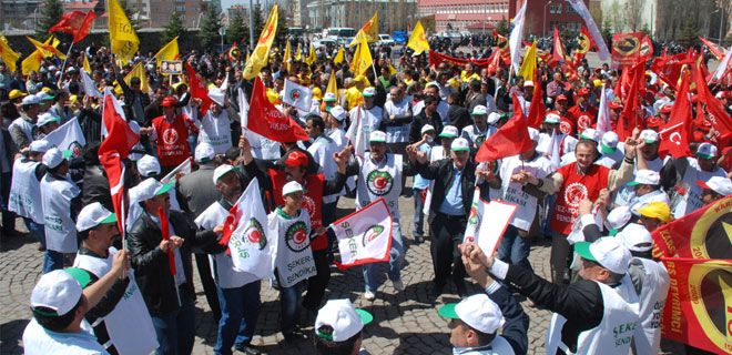 1 MAYIS EMEK VE DAYANIŞMA  GÜNÜ