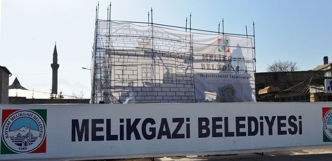 TARİHİ ESERLERDE RESTORASYON ÇALIŞMASI 