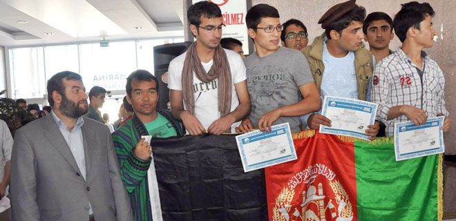 GÖL KIYISINDA  ŞÜKRAN YEMEĞİ