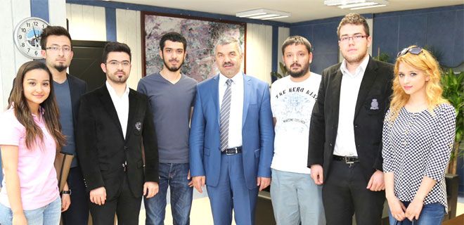 BAŞKAN ÇELİK`TEN GENÇLİK PROJELERİNE DESTEK