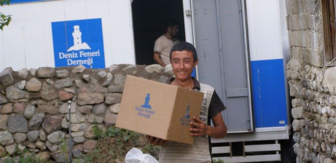 60 bin Aileyi Gıda Yardımlarıyla Sevindiriyor