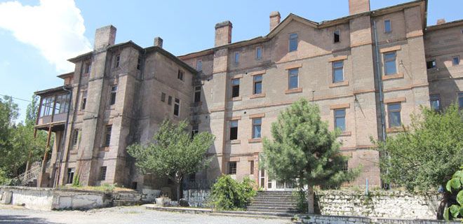 GENÇLİK MERKEZİ OLACAK