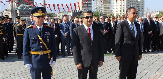 92. YILINDA COŞKUYLA KUTLANDI