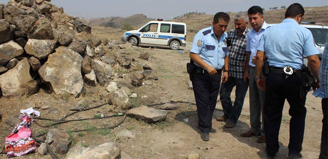 `KANLI ELBİSE` POLİSİ HAREKETE GEÇİRDİ