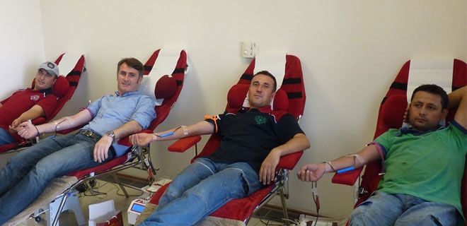 KAN BAĞIŞINA YOĞUN İLGİ 