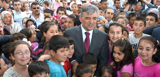 GÜL,  BABA OCAĞI`NA GELİYOR !