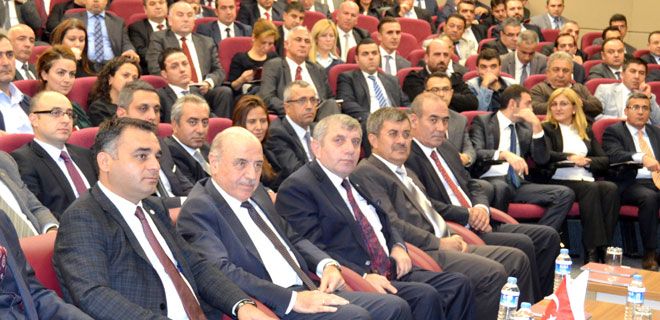 BANKA VE KOBİ`LERİ BULUŞTURMAK AMACIYLA SEMİNER