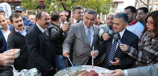 MELİKGAZİ BELEDİYESİ AŞURE  STARTINI  VERDİ