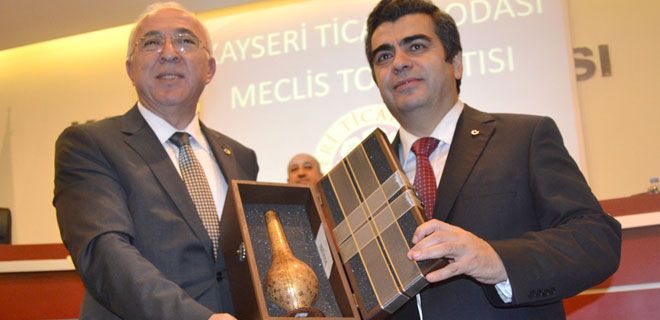 ESNAF ULUSAL MARKETLERDEN ŞİKÂYETÇİ OLDU