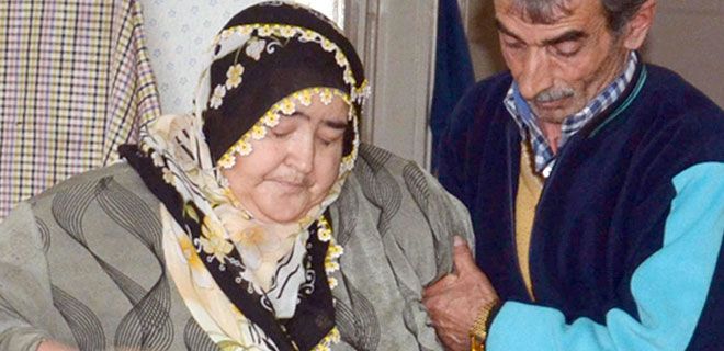 7 YILDIR SOKAĞA ÇIKAMAYAN KADIN YARDIM BEKLİYOR