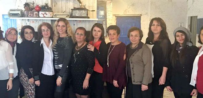 CHP KADIN KOLLARI SEÇİM STARTINI VERDİ