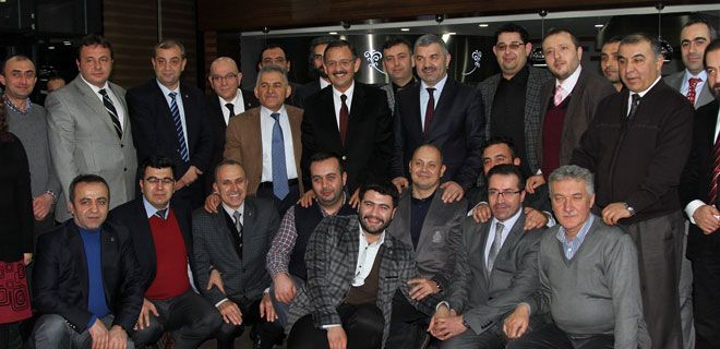 SİYASET ALLAH RIZASI İÇİN YAPILMALI