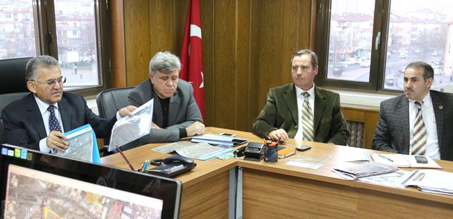 9 MAHALLEDE CADDE İYİLEŞTİRMESİ YAPILACAK