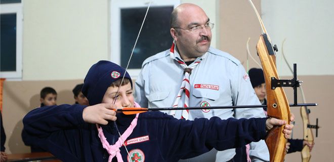 GENÇ KAYMEK`TEN İZCİLİK  EĞİTİMİ