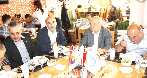 TÜRKÇE KONUŞAN İŞADAMLARI KAYSERİ´DE