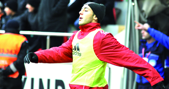 AMRABAT ÖZÜR DİLEDİ!