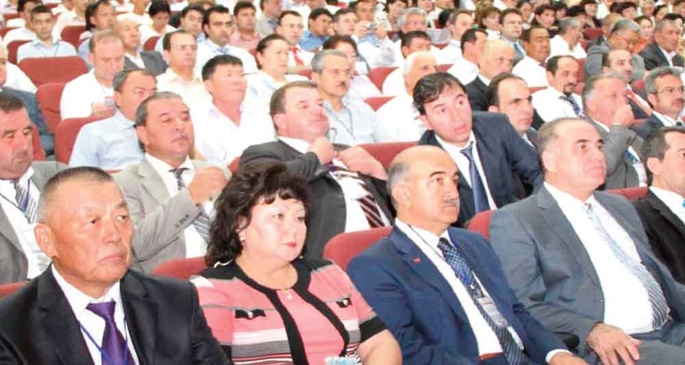 YEREL YÖNETİM DERSİ VERDİ