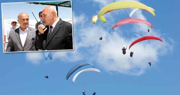 YAMAÇ PARAŞÜTÜ ŞAMPİYONASI’NDA 3.GÜN!