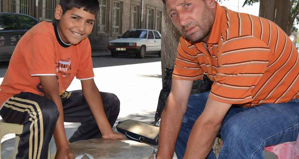 DAVUL ÇALALACAKLARI MAHALLELİYLE TANIŞSIN