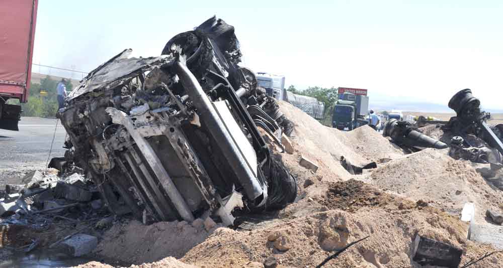 FACİANIN EŞİĞİNDEN DÖNÜLDÜ 