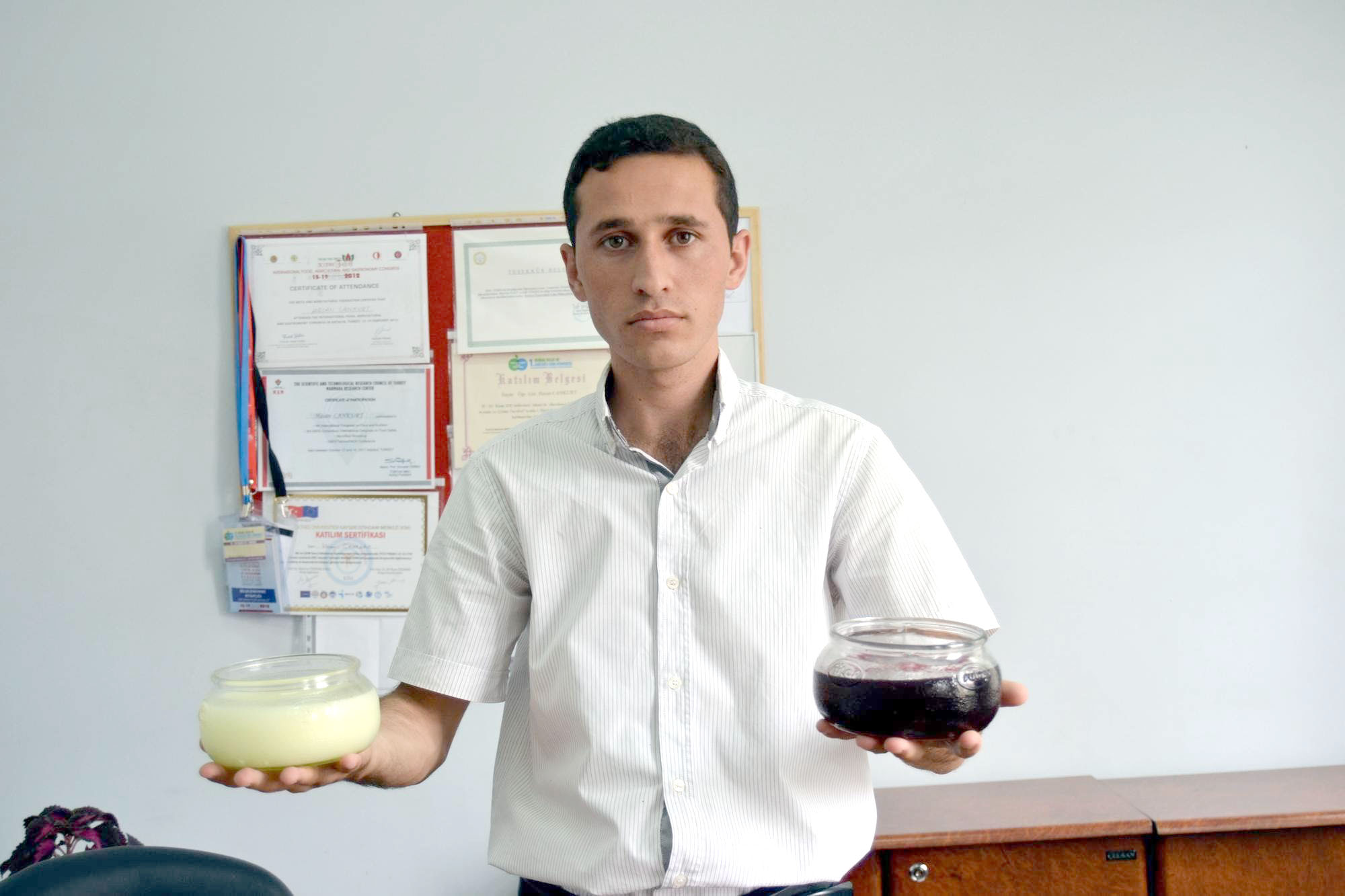 TÜRK BİLİM İNSANI PEYNİR SUYUNDAN ŞALGAM VE KETÇAP ÜRETTİ 