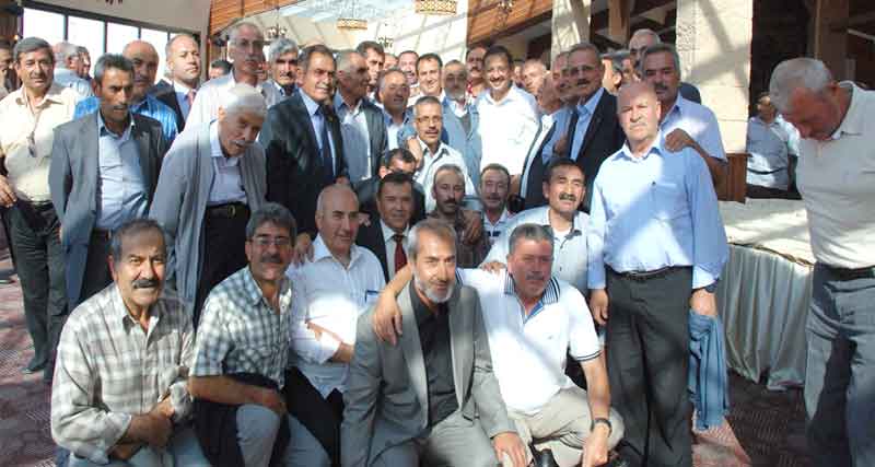 BAŞKAN ÖZHASEKİ, MAHALLE MUHTARLARINA ERCİYES PROJESİNİ ANLATTI