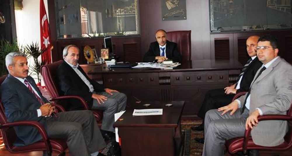 EĞİTİM-BİR-SEN MELİKGAZİ KAYMAKAMLIĞI’NI ZİYARET ETTİ