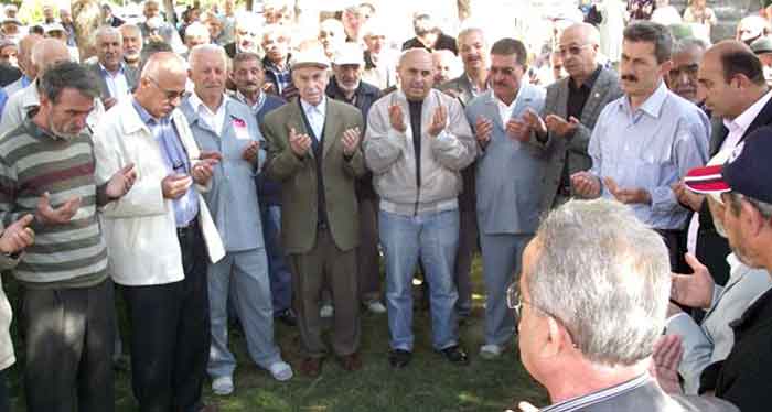 TALASLI HACI ADAYLARINA TÖREN DÜZENLENDİ