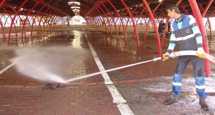 KOCASİNAN KURBAN ATIKLARINI TEMİZLEDİ