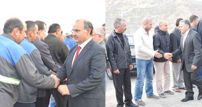 BAŞKANLAR ÇALIŞANLARLA KUCAKLAŞTI