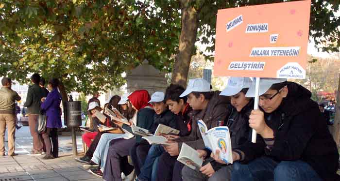 KİTABA SEVDA YOLCULUĞU  