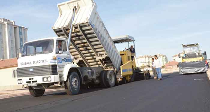 KOCASİNAN KARAÇAYIR  CADDESİ’Nİ  GENİŞLETTİ