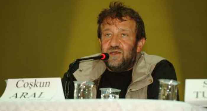 BELGESELLERİN  PİRİ  COŞKUN ARAL KAYİF 2012’DE KAYSERİLİLERE SESLENDİ