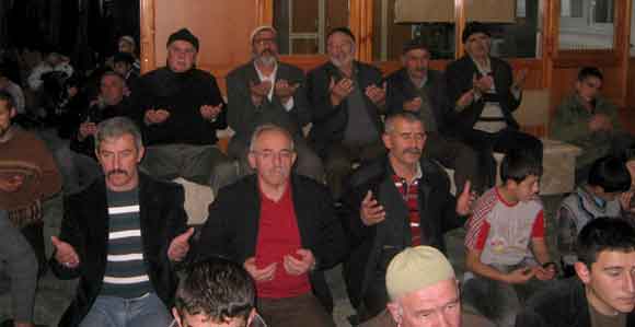 BÜNYAN ÜLKÜ OCAKLARI ŞEHİTLER İÇİN MEVLÜT OKUTTU