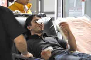 VAY SEN MİSİN SU SIÇRATAN?