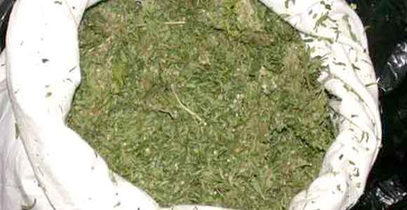 ZEHİR TACİRLERİNE CEZA YAĞDI